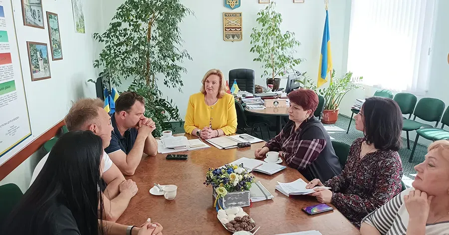 Фото Чугуївської МВА ADRA, у співпраці з чугуївською місцевою владою, сприятимуть розвитку бізнесу в громаді на порталі Gromada Group