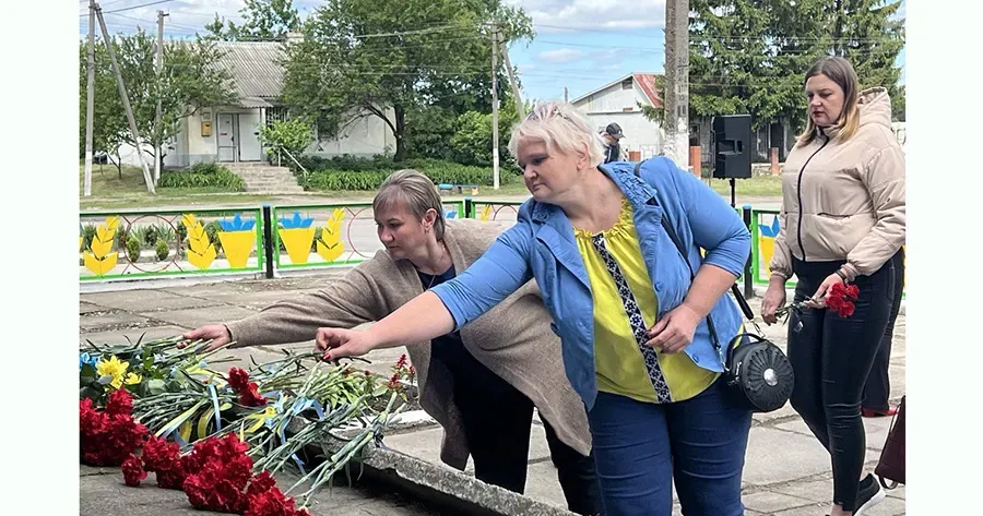 Фото Аліни Тимофєєвої На Чугуївщині відзначили День пам’яті та перемоги над нацизмом у Другій світовій війні на порталі Gromada Group