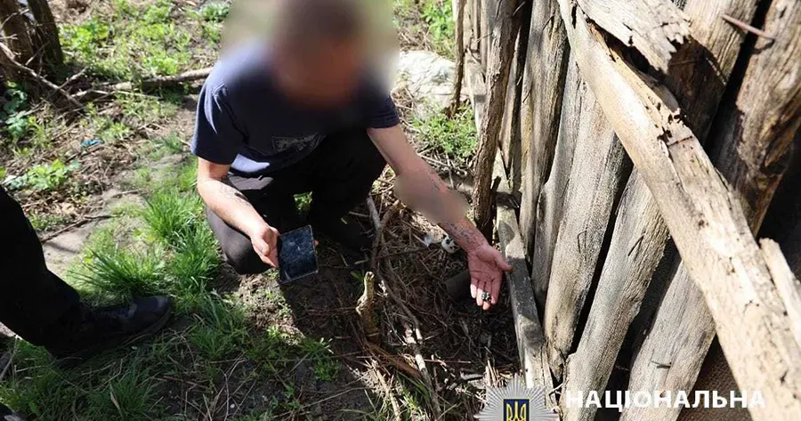 Фото Національної поліції 31 облаштоване місце з наркотиками виявлено поліцейськими Чугуєва на порталі Gromada Group