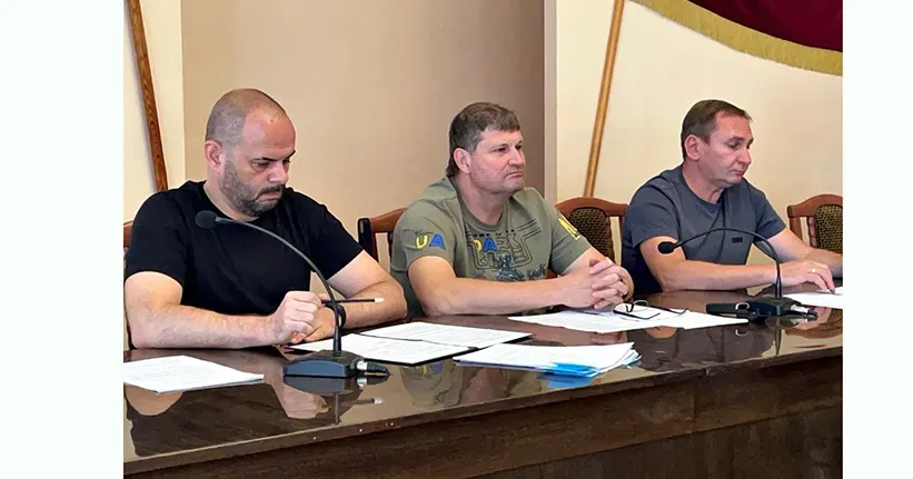 Фото Чугуївської СВА Заради ефективної взаємодії місцевої влади з організаціями, установами та громадськістю на порталі Gromada Group